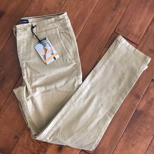 NEW AEO Active Flex Chinos Sz 31x32